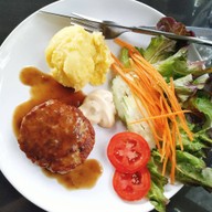 Praw & Plean Green House