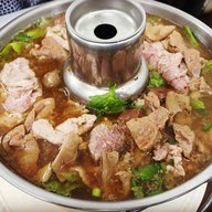 เมนูของร้าน ก๋วยเตี๋ยวรสเด็ด ในเมือง