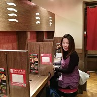 บรรยากาศ Ichiran ramen shinjuku