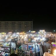 บรรยากาศ Upper Grill สาขาตลาดนัดเลียบด่วนโซนใหม่