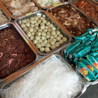 เมนูของร้าน จุ่มกระทะ ทนายต่าย