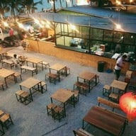 เล้ง หาดวอน บางแสน