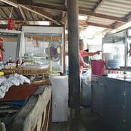 บรรยากาศ ปุ้ย ก๋วยเตี๋ยวเป็ด