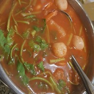 เมนูของร้าน น้องเนยซีฟู๊ด หลังเซ็นทรัล พระราม 2