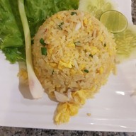 เมนูของร้าน น้องเนยซีฟู๊ด หลังเซ็นทรัล พระราม 2