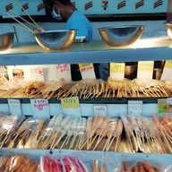 ลูกชิ้นปิ้ง ตลาดราชา
