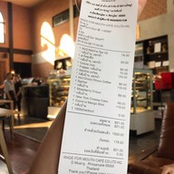 MADE FOR MOUTH HQ ถนนสีหราชเดโชชัย