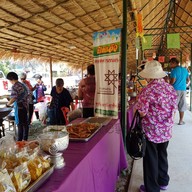 ตลาดด่านขนอน