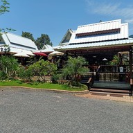 ร้านนายเล็ก