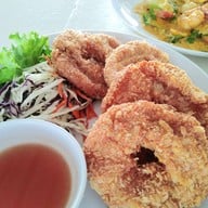 เมนูของร้าน ครัวลุงเปี๊ยก