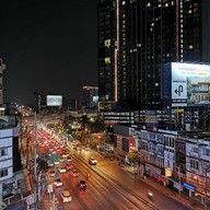 7Heavenroofbar