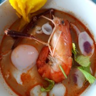 ก๋วยเตี๋ยวต้มยำรสแซ่บ