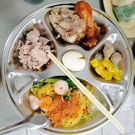 เมนูของร้าน บ้านเปี่ยม (หาดใหญ่บะหมี่เกี๊ยวกุ้ง)
