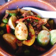 อ้อมอาหารป่า