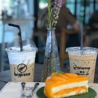 เมนูของร้าน Fernpresso Cafe ใกล้สนามบินเชียงใหม่
