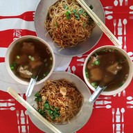 หมี่หุ้น บ่ะฉ่าง โอต้าว โอเอ๋ว โลบะ บางเหนียว