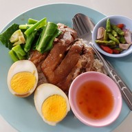 เมนูของร้าน ข้าวขาหมู บ้านคำรณ