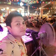 เคลิ้ม Pub & Restaurant หัวหิน