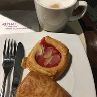 Royal Silk Lounge Suvannabhumi Airport Zone C