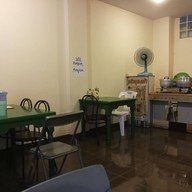 บรรยากาศ ครัวคุณกล้า กินเส้นในซอย by คุณกล้า