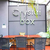 หน้าร้าน Crystal Box Coffee & Wine Zone