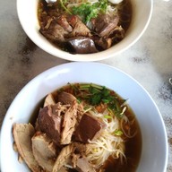 เมนูของร้าน กุ๊กเก่งโภชนา