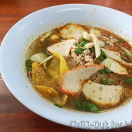 เมนูของร้าน ก๋วยเตี๋ยวเกี๊ยวปลาไดโนเสาร์