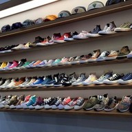 บรรยากาศ Carnival Store