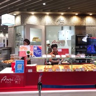 หน้าร้าน Anri Bakery เซ็นทรัลเวิลด์