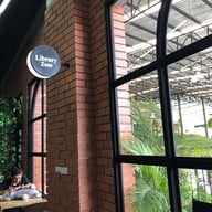 บรรยากาศ Victoria Garden Knowleage Park