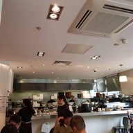 บรรยากาศ Hare & Tortoise Bloomsbury