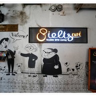 หน้าร้าน 8ielts Cafe’