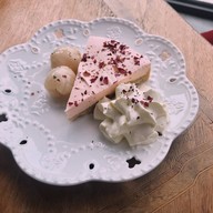 เมนูของร้าน Cafe Noir Ngamwongwan 44