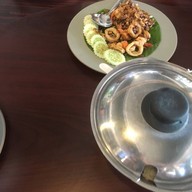 ร้านกิ่งไผ่ ใบตอง