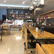 Famoso Cafe&Restaurant