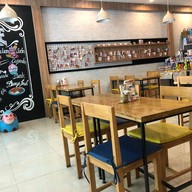 Famoso Cafe&Restaurant