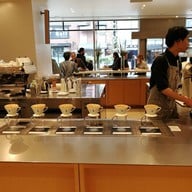 บรรยากาศ Blue Bottle Coffee Shinjuku