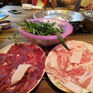 พีบพิ่งสมหมูกะทะ