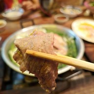 พีบพิ่งสมหมูกะทะ