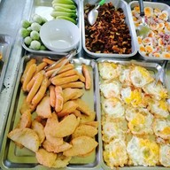 ร้านอาหารปักษ์ใต้-กลาง -