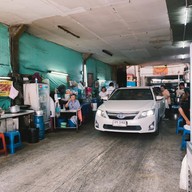 บรรยากาศ ที่จอดรถโรงงิ้วเก่าเยาวราช