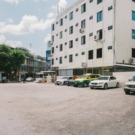 บรรยากาศ จุดจอดรถวัดสัมพันธวงศารามวรวิหาร (วัดเกาะ)