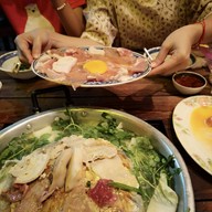 พีบพิ่งสมหมูกะทะ