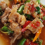 ร้านเอกเขนก เลียบทางรถไฟตลิ่งชัน