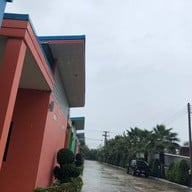 สุจิรา รีสอร์ท