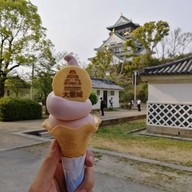 Cremia Miraiza Ōsaka-jō