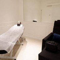Q Wellness Salon โรงแรม รอยัล ออคิท เชอราตัน
