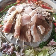 กิน พุง กาง หมูกระทะ