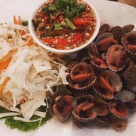 ทองบวก ก๋วยเตี๋ยวหมูซุปโบราณ-ส้มตำ-อาหารจานเดียว