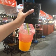 ตลาดหัวมุม